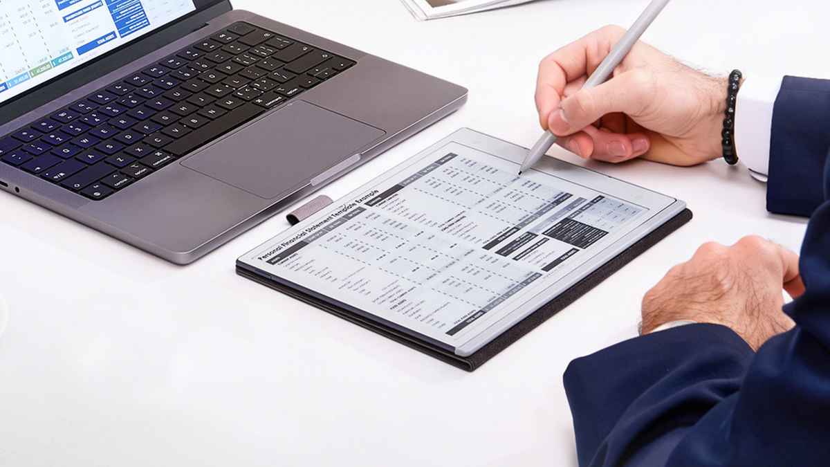 Best Paper Tablet for Lawyers: An Efficient Solution for Legal Profess