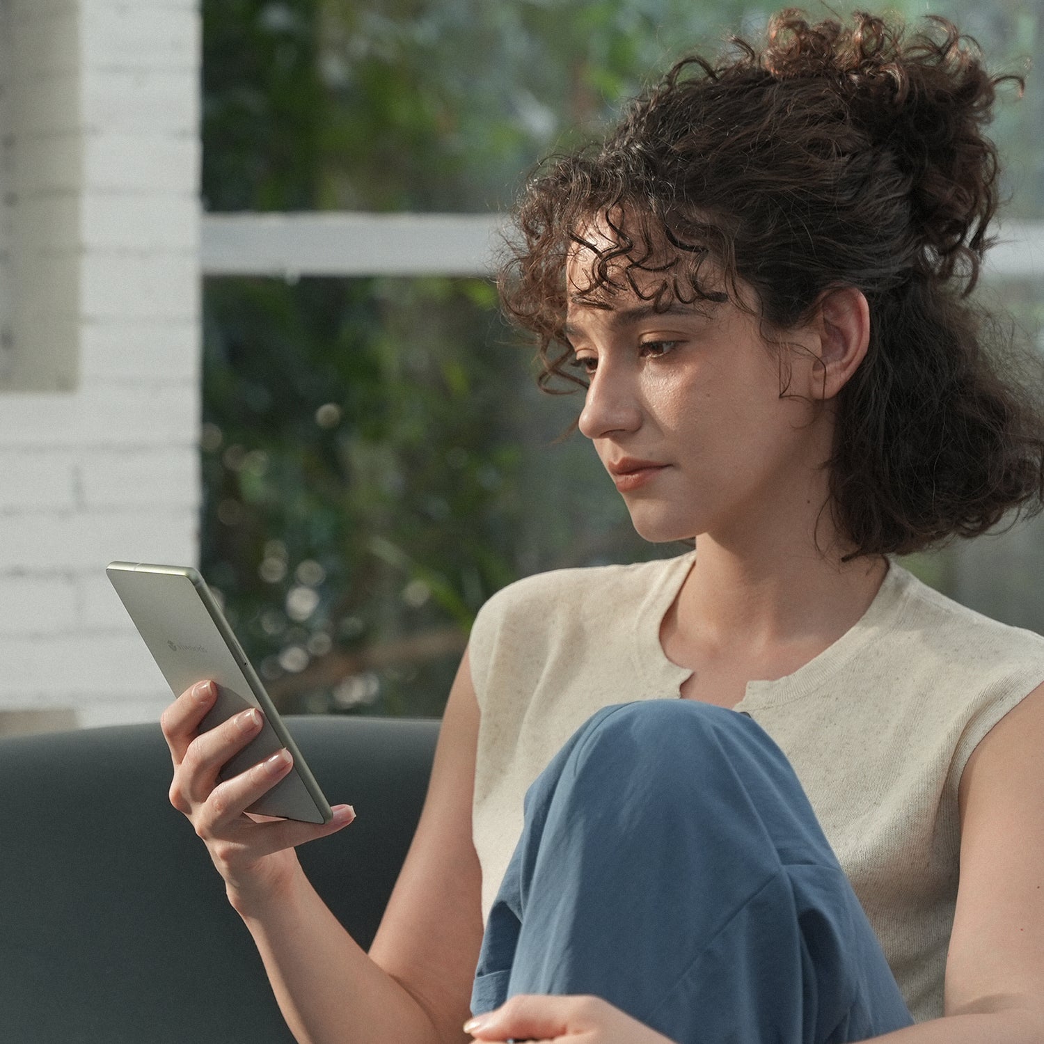 Viwoods AiPaper Reader C: Color Ereader, AI Assist